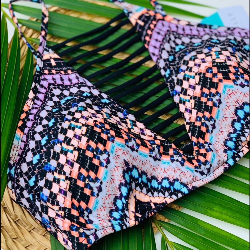 ☀️ Seafolly ☀️ High Neck Bikini Top - Picture 2 of 7